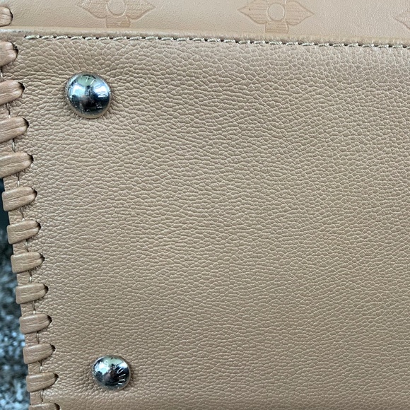 LOUIS VUITTON Monogram Cuir Plume Very One Zipped - Picture 9 of 9